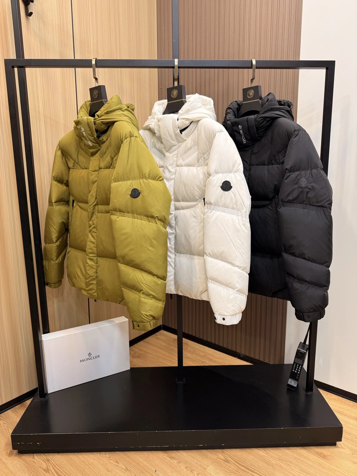 wg.luxury-- 7o9385r Down jacket white goose down 3colour item: E-F443J1637-3H